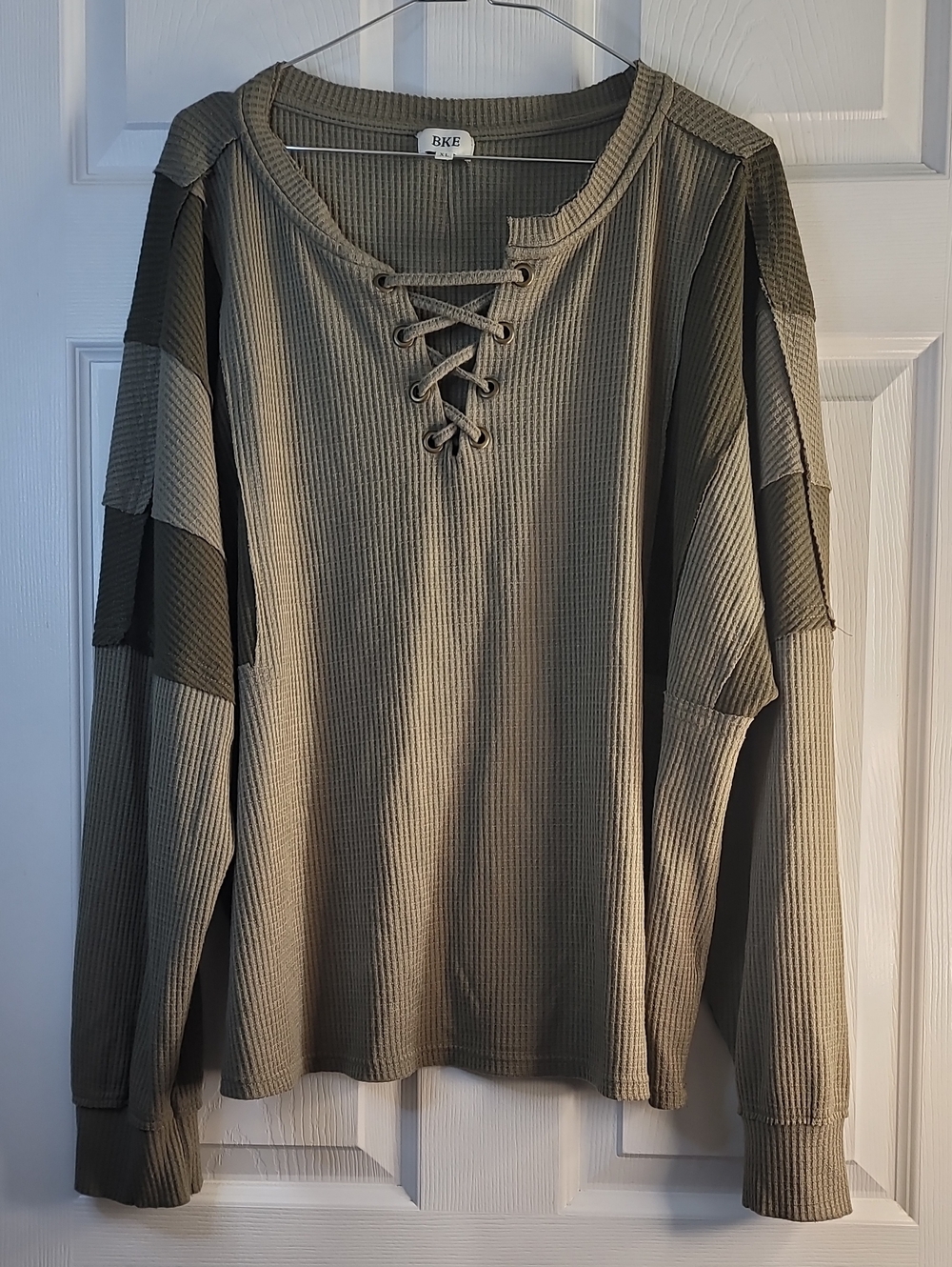 BKE colorblock lace-up ribbed top